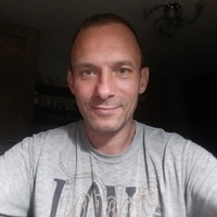 Nikogda079