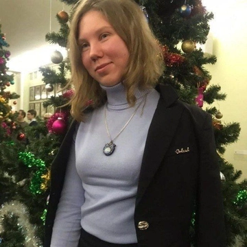 Шаловливая Лера